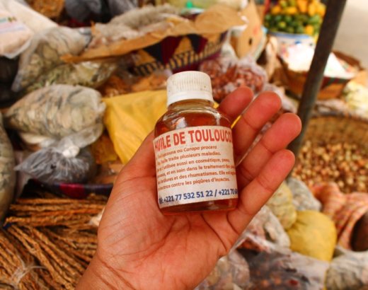 L’huile de Touloucouna: Bienfaits et 9 idées de recettes à faire avec!
